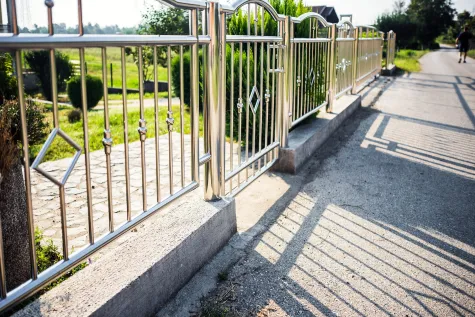 SAŠA BOBAN MILISAVLJEVIĆ PR PRERADA METALA METAL-TEHNIKA POTOČAC, Prohromske ograde