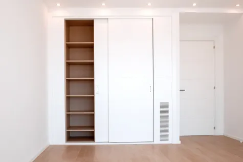 Novalux, Ugradni plakari