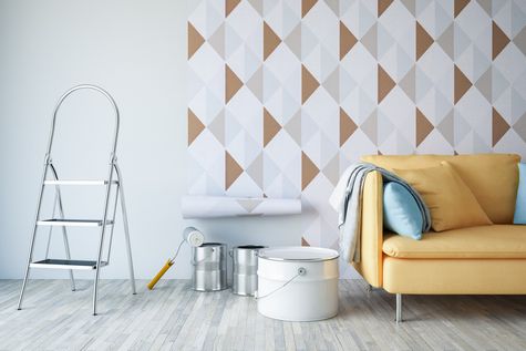 House invest, Lepljenje tapeta