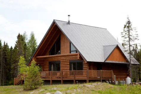PRIVREDNO DRUŠTVO BOR-PROMET DOO IVANJICA, Drvene kuće, brvnare