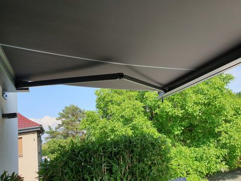 SAMOSTALNA ZANATSKA BRAVARSKO-ROLETNARSKA RADNJA Đ, Tende, markize
