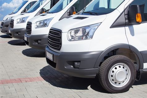 SDT RENTING DOO, Iznajmljivanje kombija, kamiona