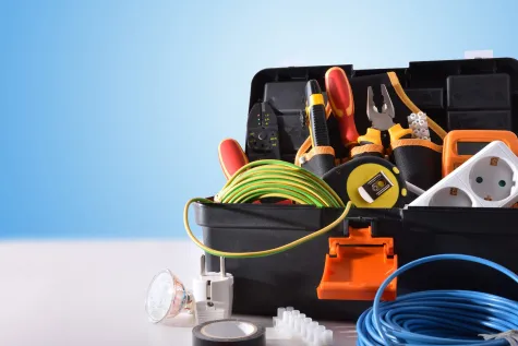 ELKOS ELEKTRO, Elektroinstalacije, električar